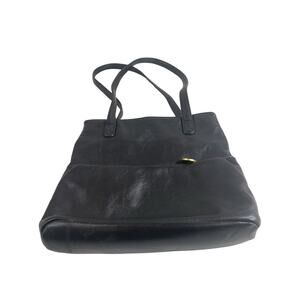 Stone Mountain Soft Black Leather Shoulder Bag Purse 10x10x2" Pockets